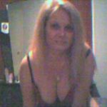 Femme cougar sur Dijon cherche à sucer