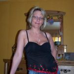 Karen cherche de beaux jeunes hommes